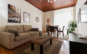 Anjos Cozy Apartment in Lisbon